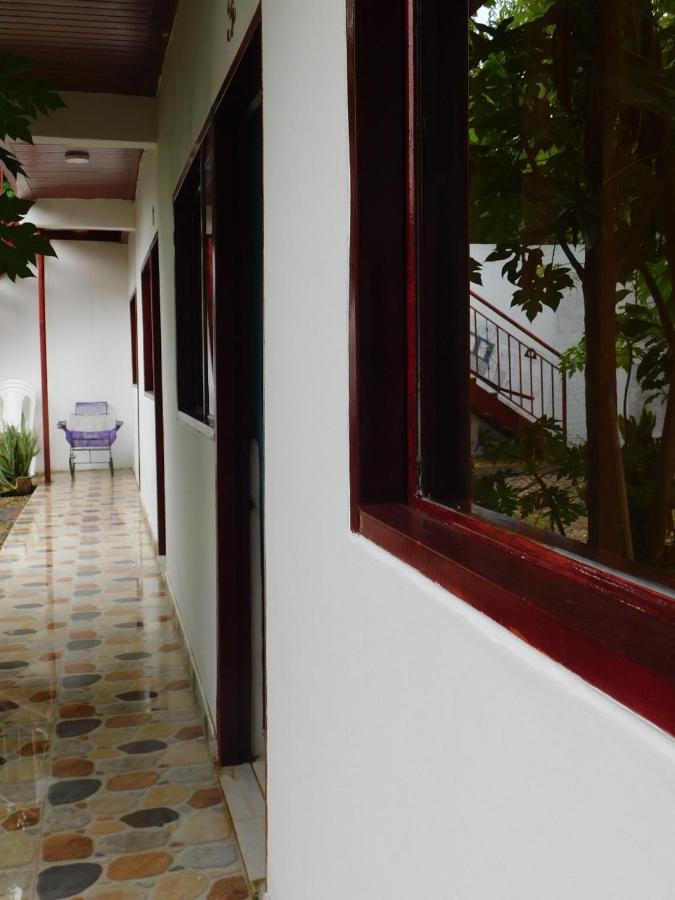 Hostal Arambulo Villavieja Eksteriør billede